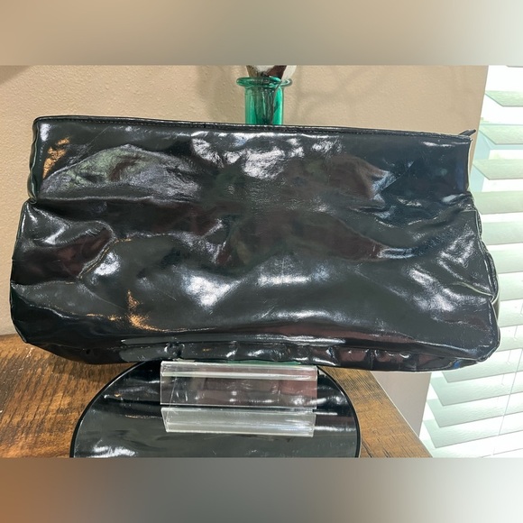 Elegant Black Ruffled Clutch - Picture 3 of 5